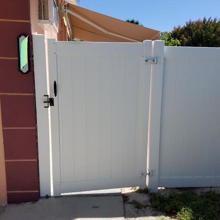 Habitacion Privada Cerca De Todo Тампа Екстериор снимка