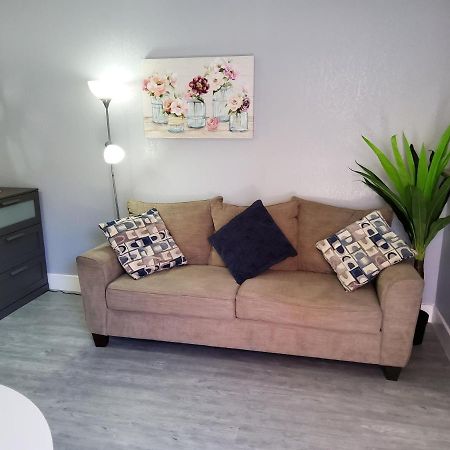 Habitacion Privada Cerca De Todo Тампа Екстериор снимка