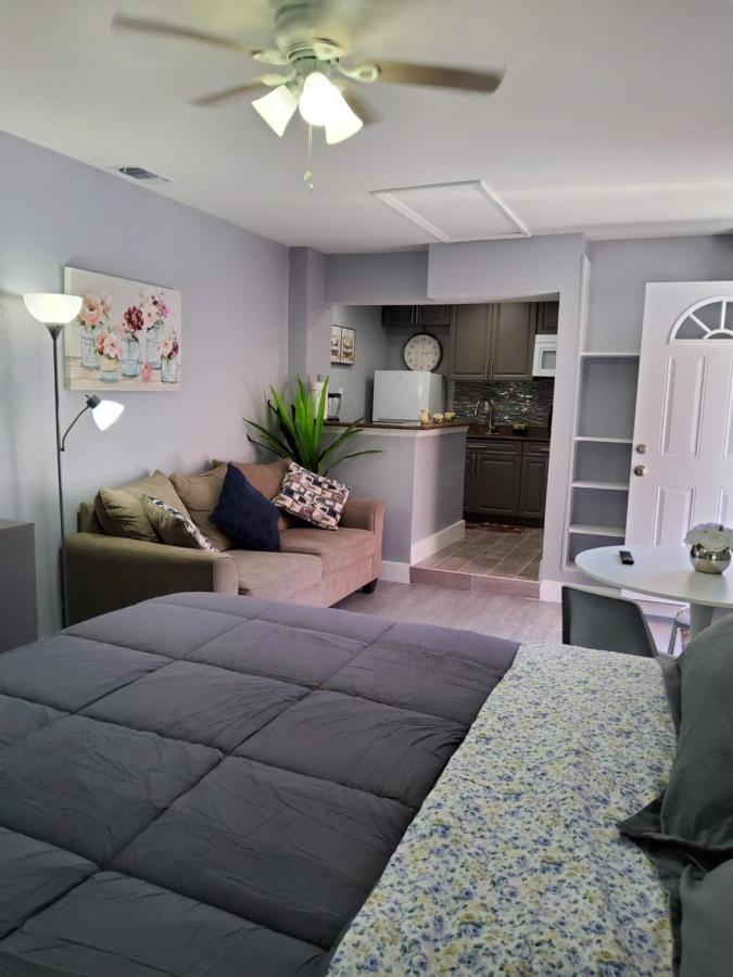 Habitacion Privada Cerca De Todo Тампа Екстериор снимка