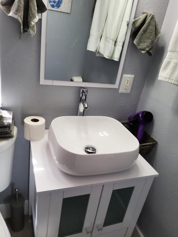 Habitacion Privada Cerca De Todo Тампа Екстериор снимка